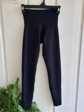 OFFLINE Black Active Leggings